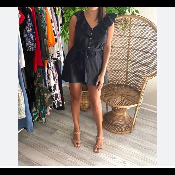 Free People Darling Shorts Romper w/ Pockets Black Size Medium - Picture 5 of 12